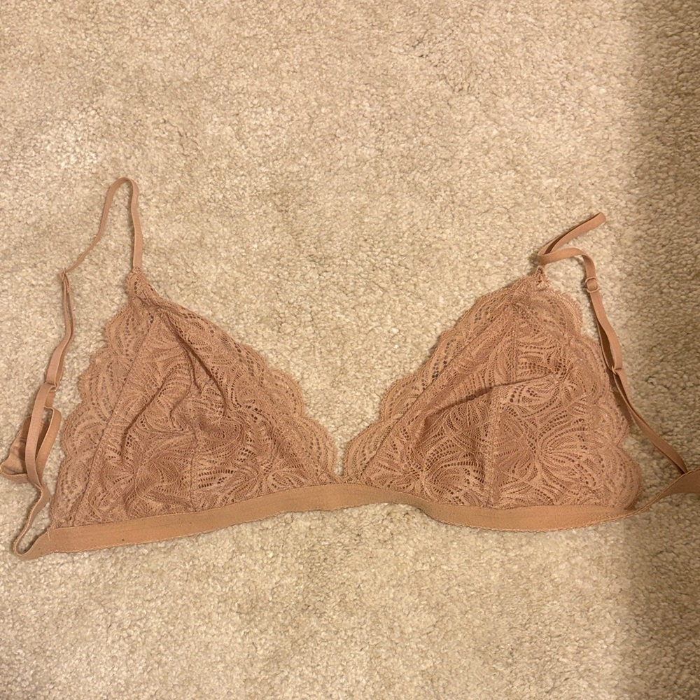 Aritzia Lace Triangle Bralette in Nude Tan